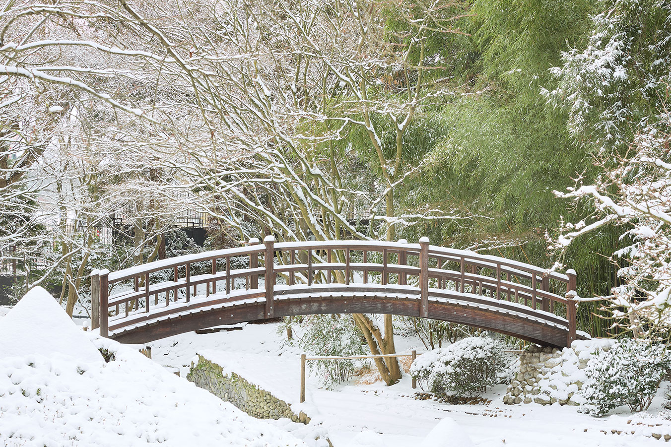 Le pont du sanctuaire japonais Le_pont_du_sanctuaire_japonais.jpg